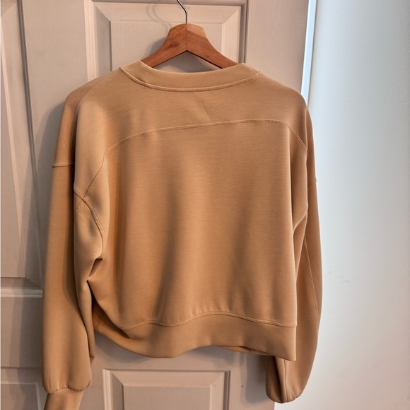 Lululemon Perfectly Oversized Cropped Crew *Softstreme - Picture 3 of 3